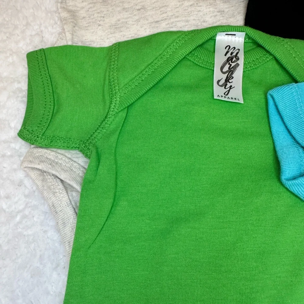 5 newborn onesies